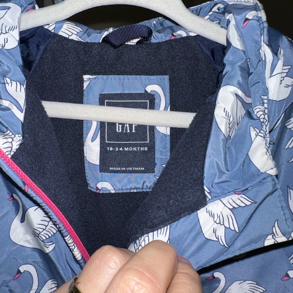 Beautiful BABY Gap Swan Jacket - Picture 2 of 4
